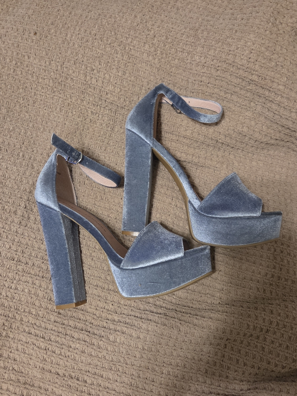 Chinese Laundry Light Blue Velvet Platform Block Heels